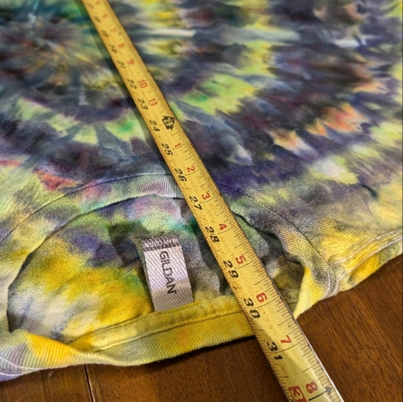 Gildan Tie-Dye Men's Shirt - Picture 5 of 5